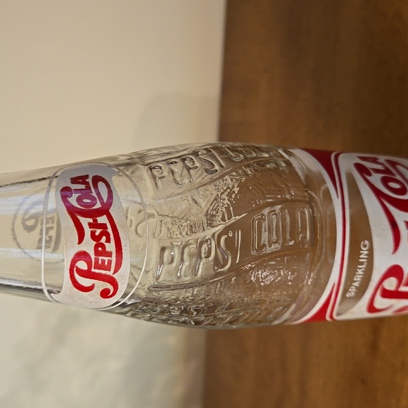 Vintage 1958 glass Pepsi Cola Bottle EUC - Picture 3 of 10